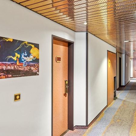 Becozy Au Parc Retro Edition Self-Check-In Rooms & Studios Fribourg Exterior photo